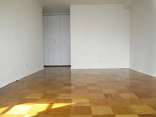 Rented by A. Fine Company | media 8