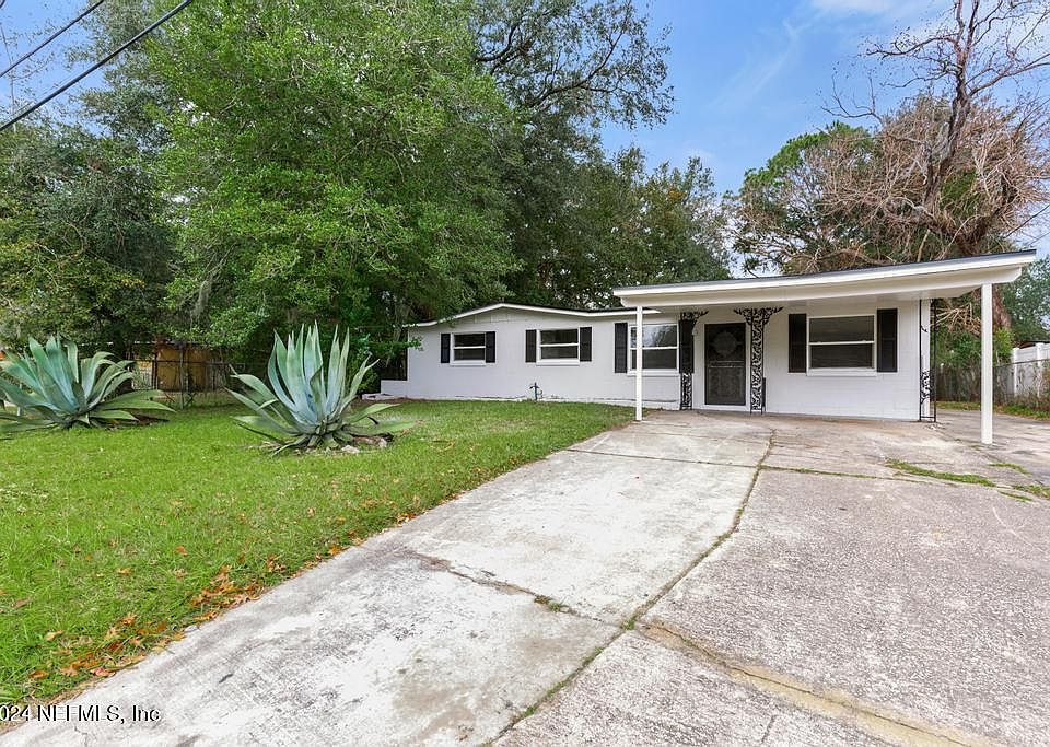 1st image of 5027 DONCASTER Avenue
