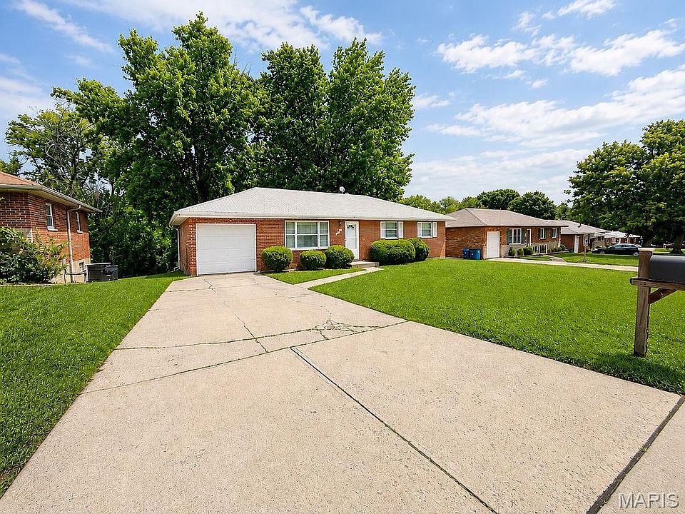 1st image of 1133 Fain Dr