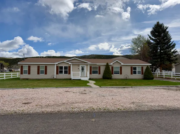 264 S Main St, Laketown, UT 84038