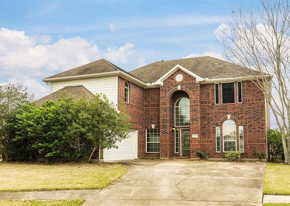 1st image of 1090 Ceole Cir