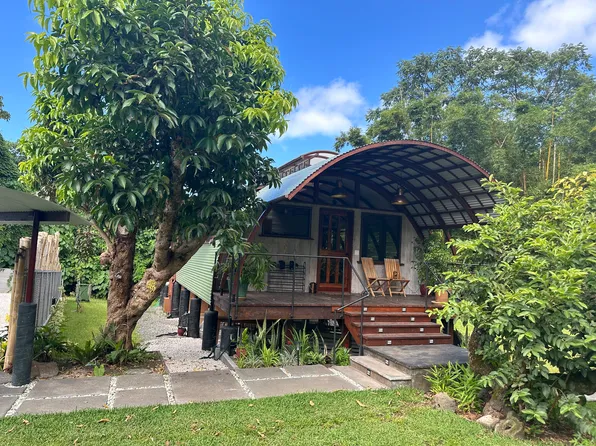 (undisclosed Address), Waimanalo, HI 96795