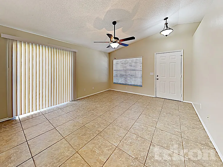 1248 E Cleveland Ave — Photo 3