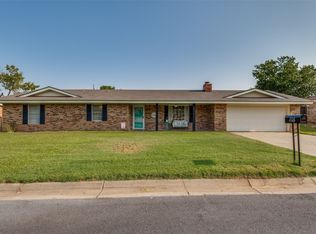 224 Lacewell St, Jacksboro, TX 76458