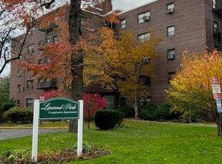 400 Fairview Ave APT 3E, Fort Lee, NJ 07024