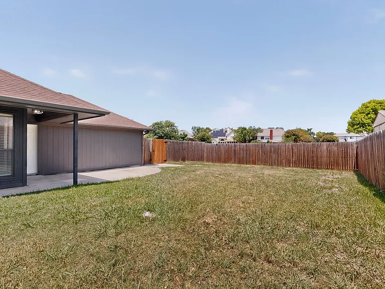 3933 Alto Ave — Photo 37