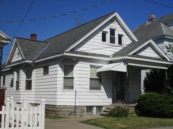 1355 Santa Fe Street, Schenectady, NY 12303