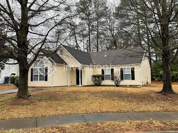 2682 Buena Vista Cir, Gainesville, GA 30504