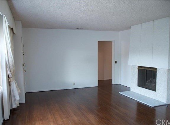 2nd image of 474 W Camino Real Ave