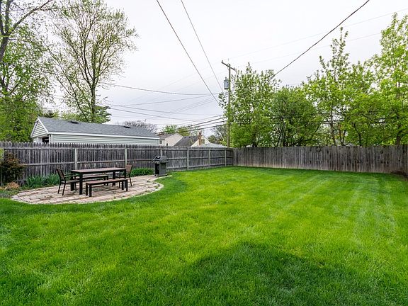 5th image of 3322 Ellwood Ave