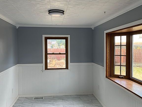 4th image of 218 Devonshire Dr