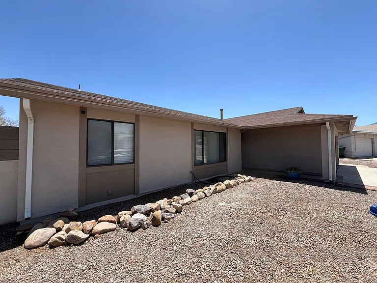 2872 Canyon View Dr — Photo 7