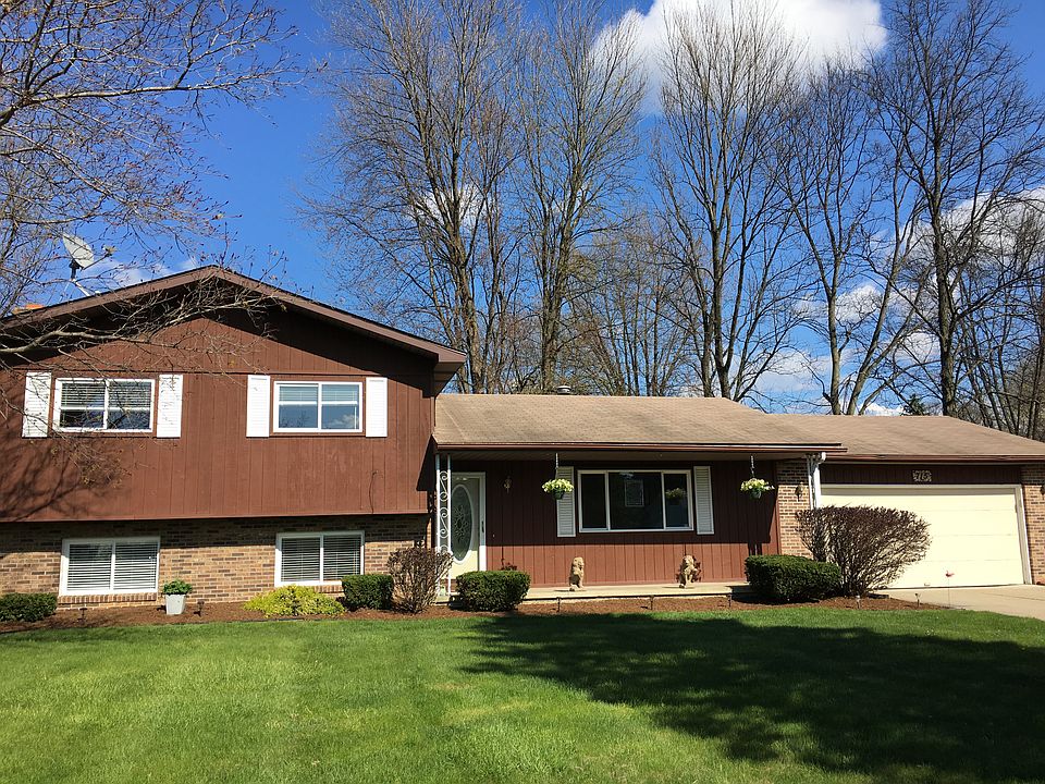 1st image of 715 Victor Dr