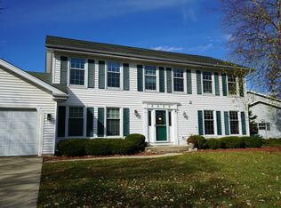 3490 Regent Dr, Hoffman Estates, IL