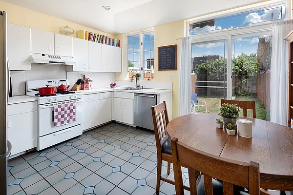 Sold by Corcoran | media 5