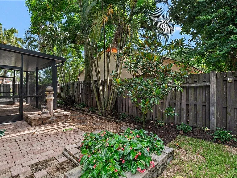 1714 Shoreside Cir — Photo 20