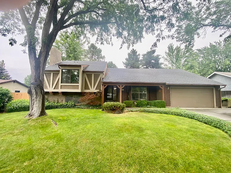 10170 W Cranberry Ct — Photo 4