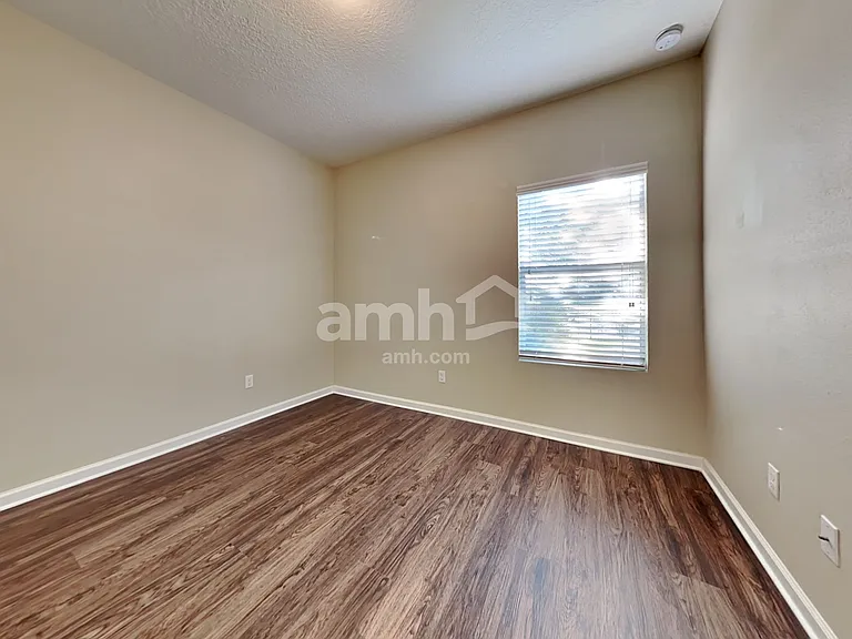 475 Hefferon Dr — Photo 20