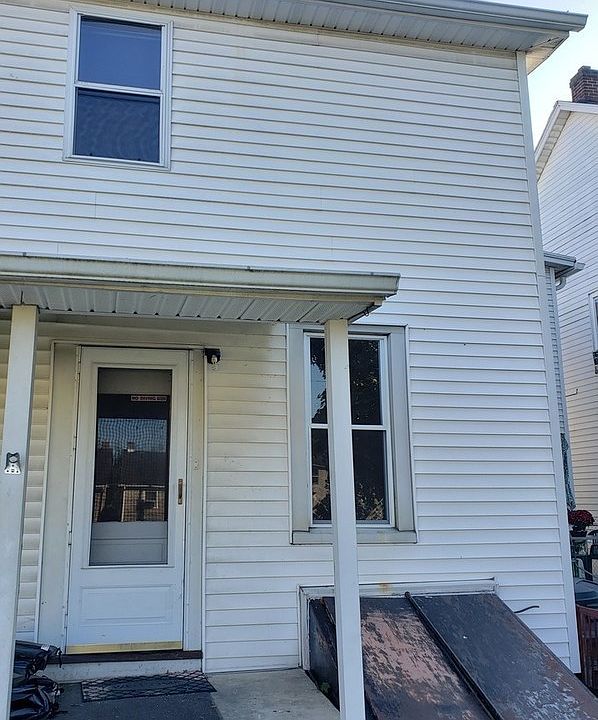 1st image of 1518 1/2 Newport Ave #1518