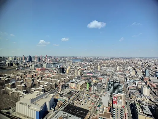 Rented by Compass | media 18