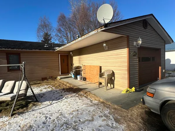 308 Portlock St, Kenai, AK 99611