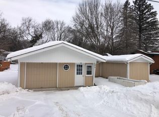 7914 Bayview Rd, Wonder Lake, IL 60097