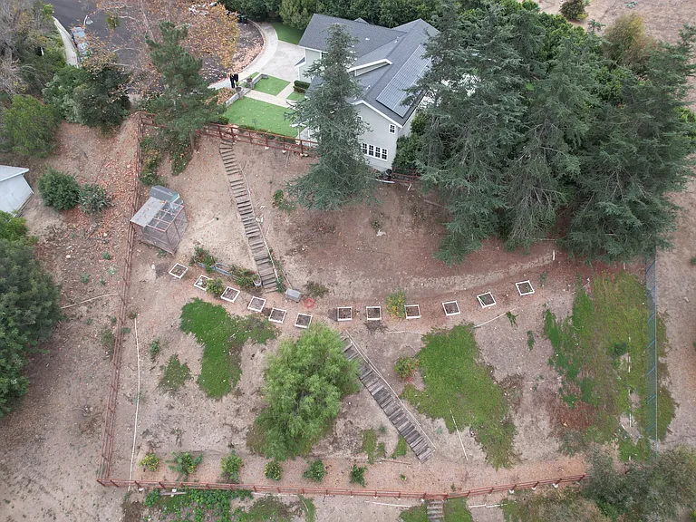 29267 Country Hills Rd — Photo 34