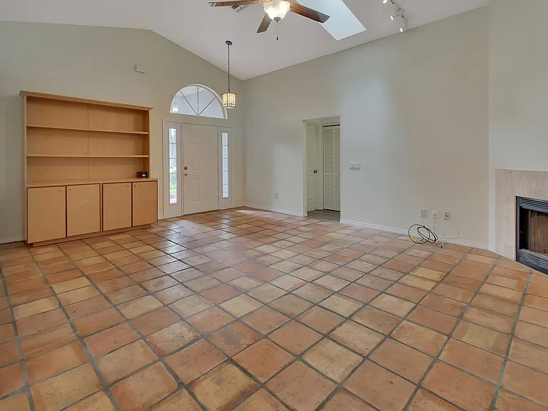 1110 Plover Pl — Photo 17