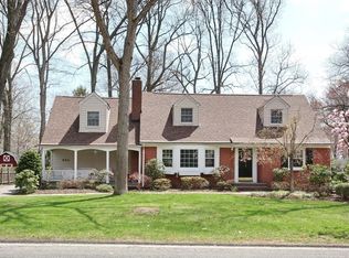 524 Lafayette St, Wyckoff, NJ 07481