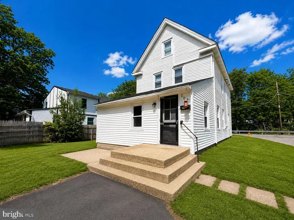 102 Montgomery Ave Floor 1, Pitman, NJ 08071