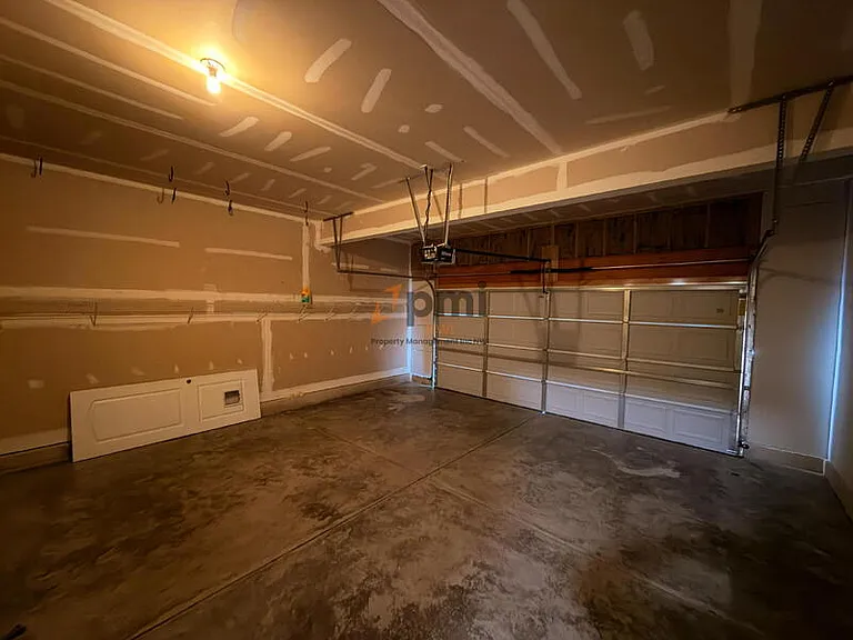 2707 W Wind Dr — Photo 31