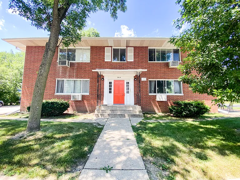 2414 Cypress Way #C — Photo 13