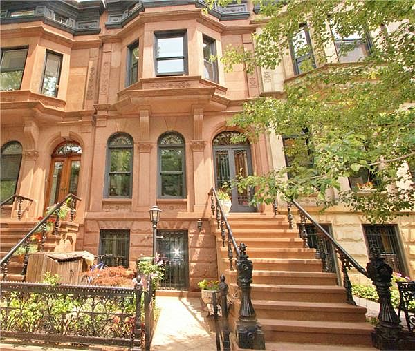 1st image of 493 1st St #1