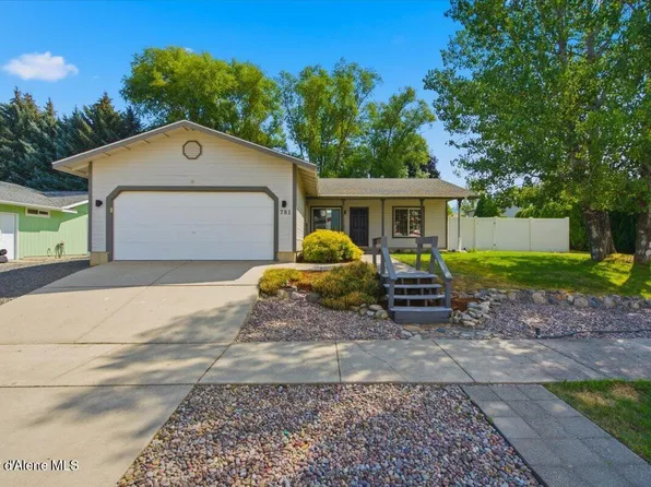 781 S Pleasant View Rd, Post Falls, ID 83854