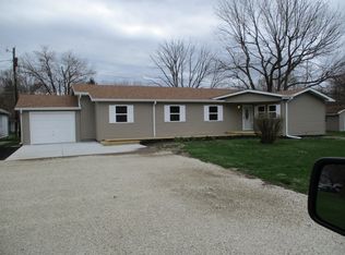 3128 S Broadway St, Yorktown, IN 47396