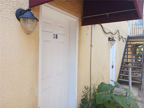 2nd image of 5454 Canal Blvd #B1