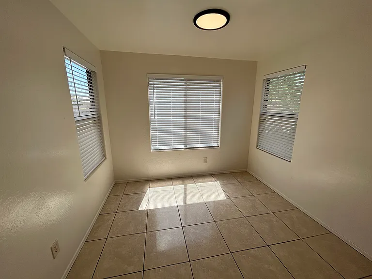 7028 S 46th Dr — Photo 11
