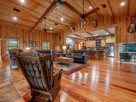 5th image of 2789 Kemp Rd