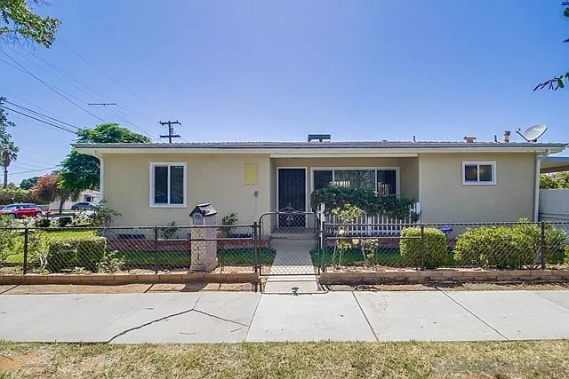 68 5th Ave #A