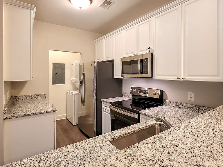 7232 Althorp Way #V-4 — Photo 8