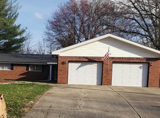 10 Andover Dr, Springfield, IL 62704
