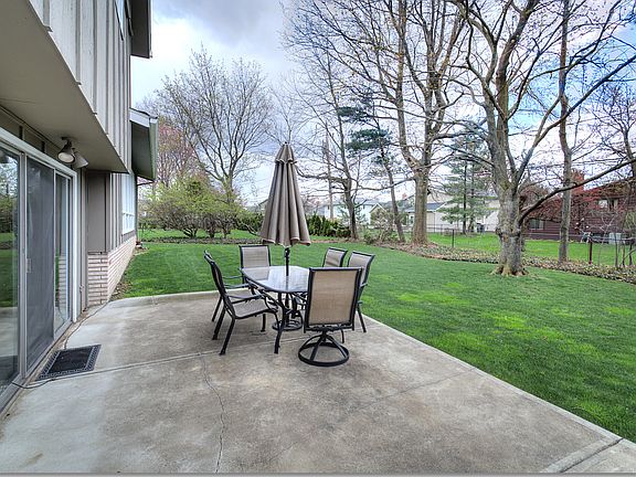 2nd image of 1890 Aldersgate Dr