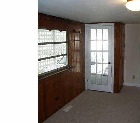 5th image of 304 E Dalton Rd