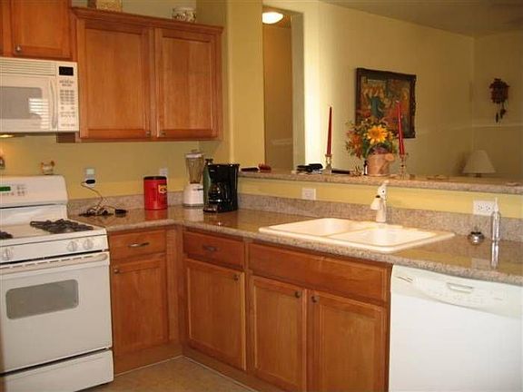 Spacious Kitchen