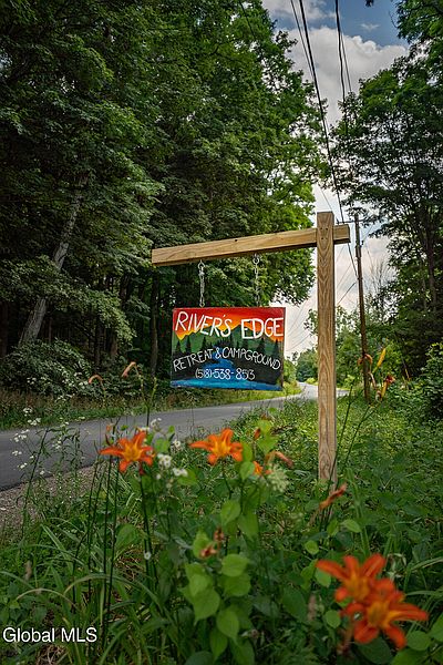 4th image of 213 Fiddlers Elbow Road