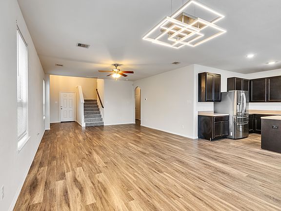 3rd image of 9707 Raisbeck Pl