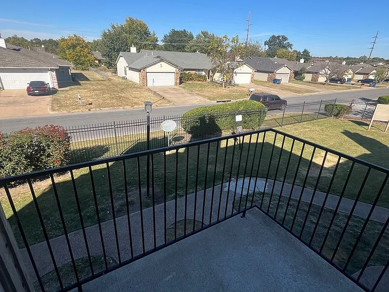 6639 S Victor Ave #G208 — Photo 6