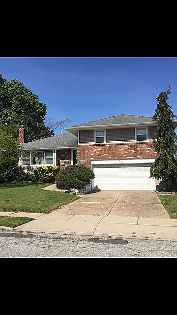 1st image of 720 Regent Dr