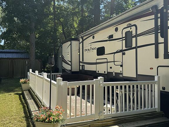 4th image of 286&287 Willow Dr #2LOTS