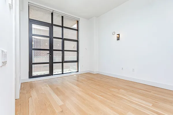 Rented by MySpaceNYC | media 4